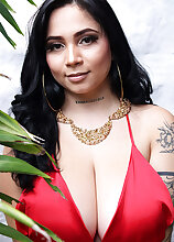 Kim Velez & Her Suspension Bed Big Tits Models