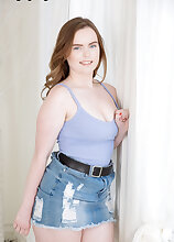Yee-haw! Eighteen year old cowgirl River shows off her heavy natural tits and tasty round ass. Big Tits Models