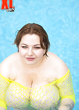 Molly Evans and Mary Brown: When Bra-Busters Meet Big Tits Models