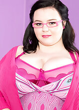 The Bra Shredder Big Tits Models