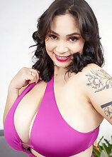 Kim Velez: Watch Me When I Cum Big Tits Models