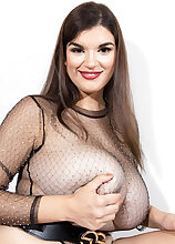 Jenni Noble: How She Moves Big Tits Models