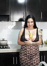 Kim Velez: Kitchen Wet Dreams Big Tits Models