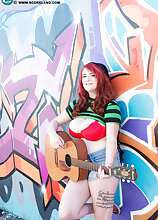 Guitar Heroine In Miami Big Tits Models