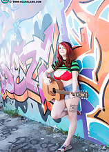 Guitar Heroine In Miami Big Tits Models