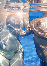 Tits Underwater Big Tits Models