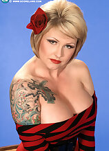 MILF & Cream Big Tits Models